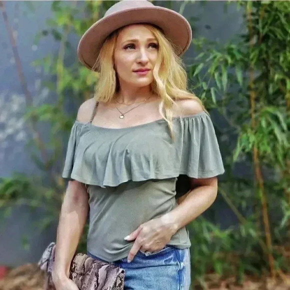 OLIVE So Soft Off Shoulder Top - Picture 1 of 4